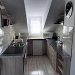 Orsolya Vendeghaz Апартаменты Балатонудвари