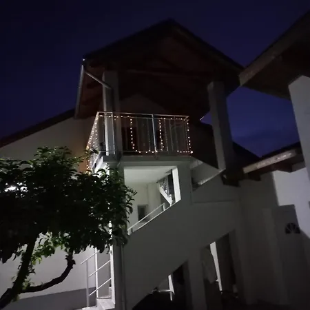 Orsolya Vendeghaz Апартаменты Балатонудвари