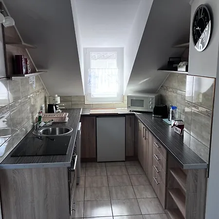 Orsolya Vendeghaz Apartment Balatonudvari